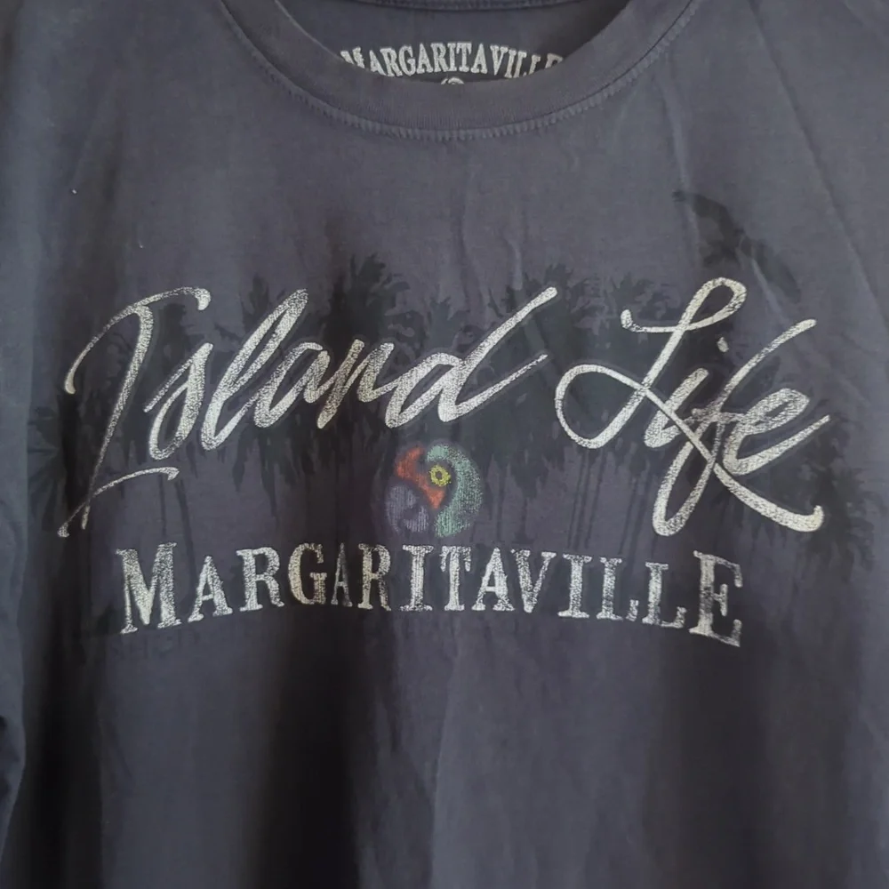 Margaritaville Island Life t-shirt - Picture 2 of 2
